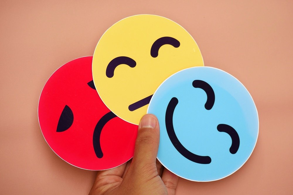 Comment réguler le cortisol : habitudes, plantes adaptogènes et compléments alimentaires